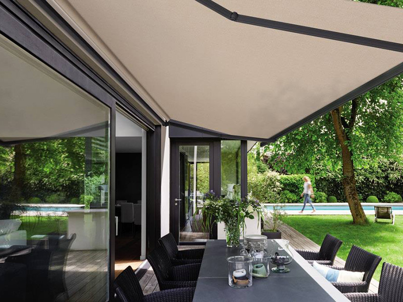 König Storenstoffe Markisen ohne Nähte – Dickson Infinity